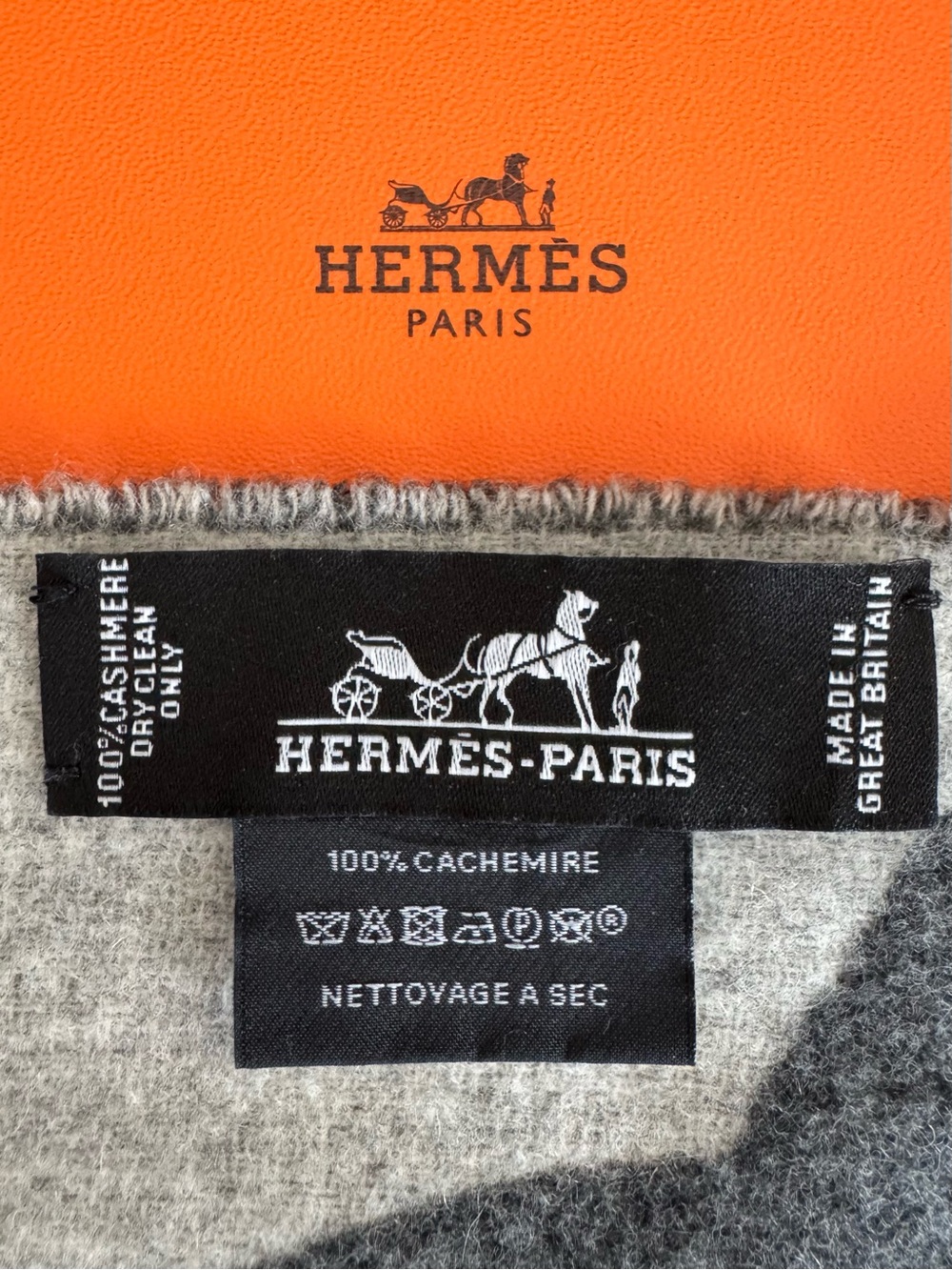 Hermes cashmere grey Boucles et Camails muffler scarf with box and full set - Picture 6 of 11